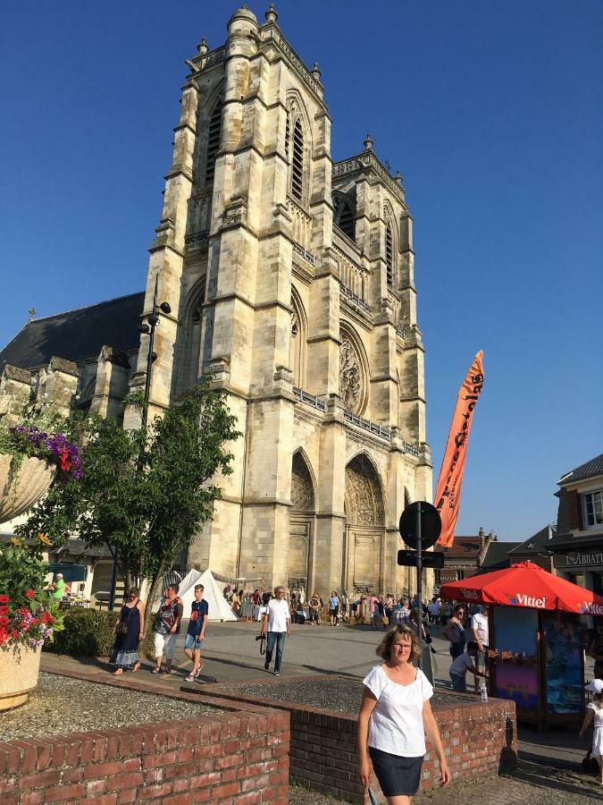 Отель L'Abbatiale Corbie Экстерьер фото